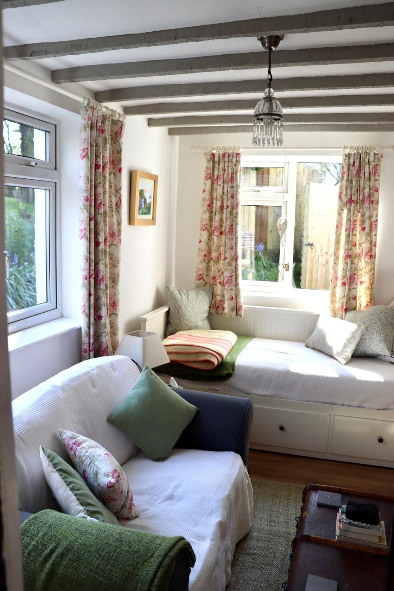 Lake Villa Holiday Cottages Холсуърти Екстериор снимка